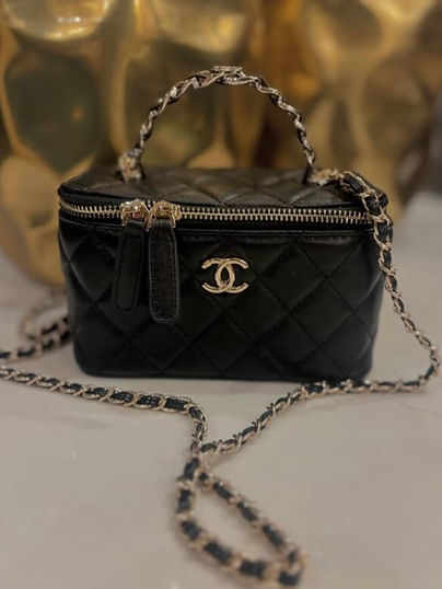 Black CC Vanity