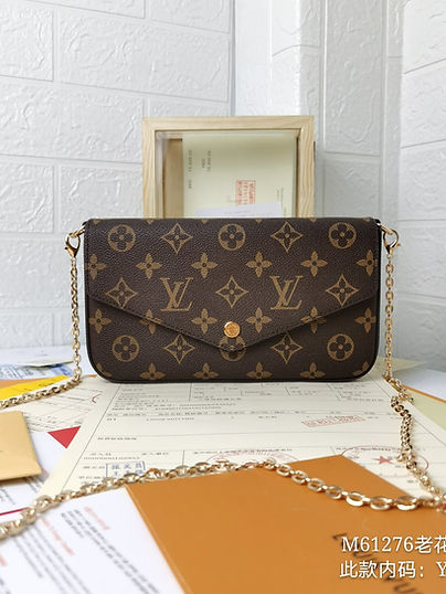 Louie Crossbody