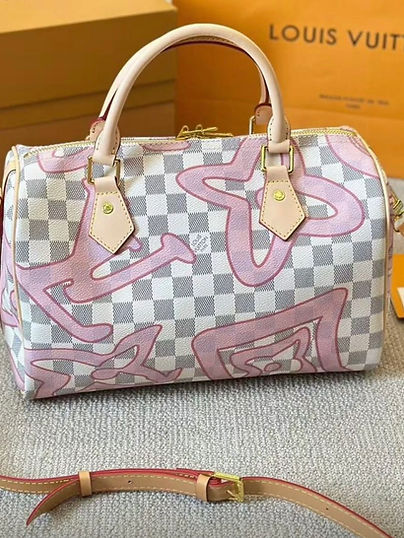 Graffic LV bag