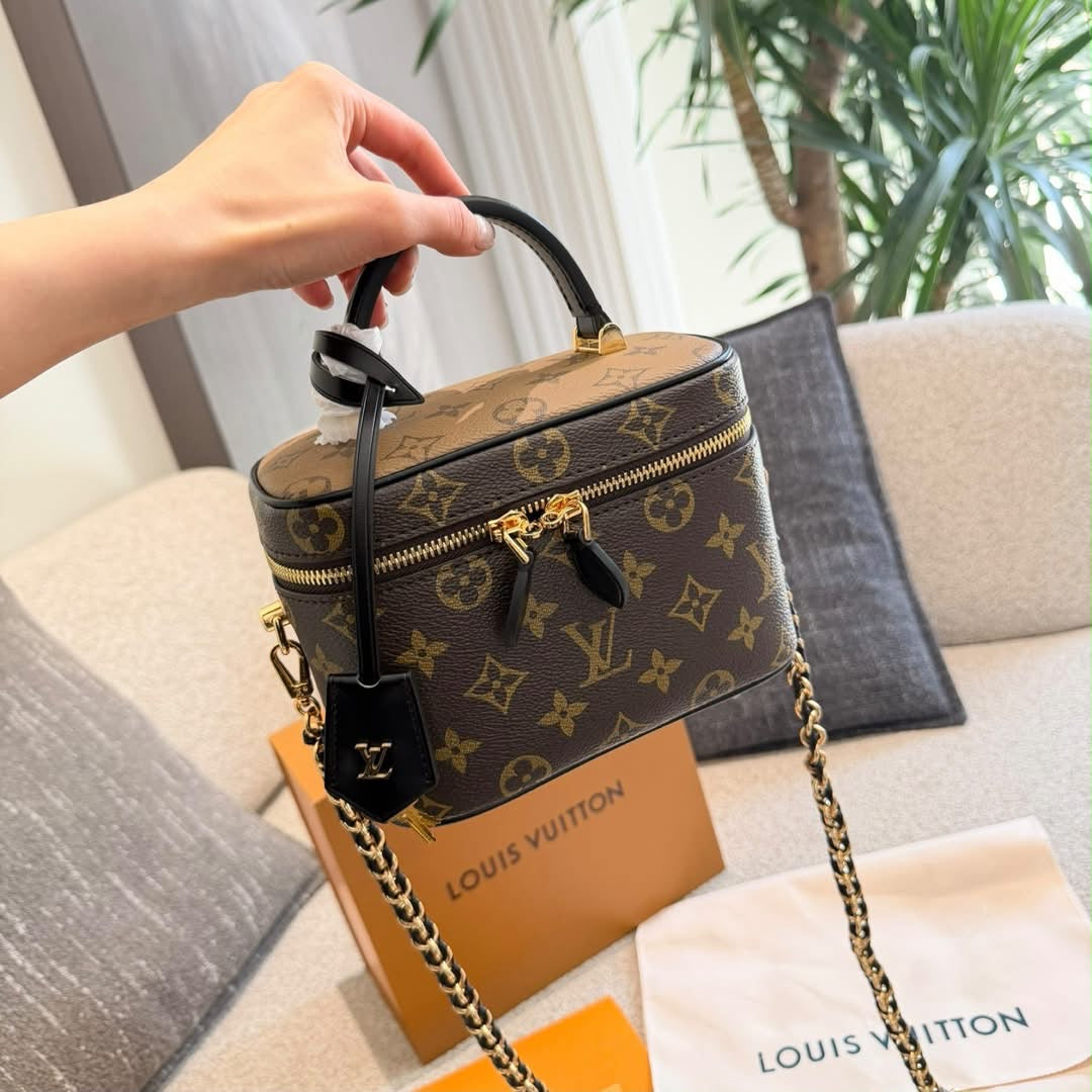 LV vanity