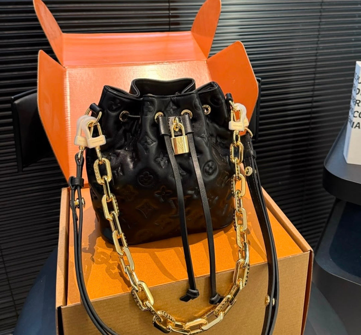 Black Chain Louie